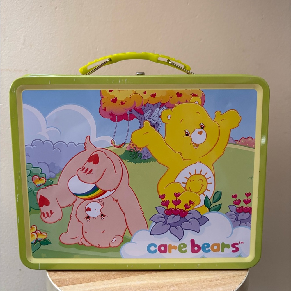 Care Bears 2006 Tin Box - Picture 4 of 9